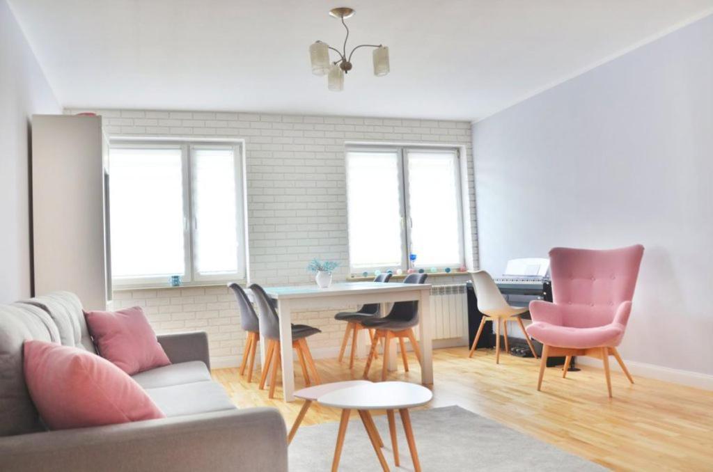 Apartament Promyczek Хайнувка Экстерьер фото